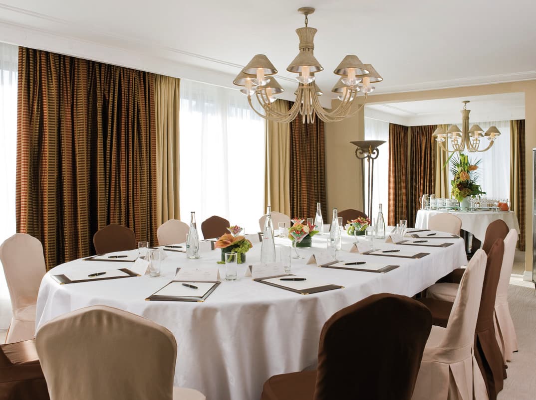 Warwick Paris