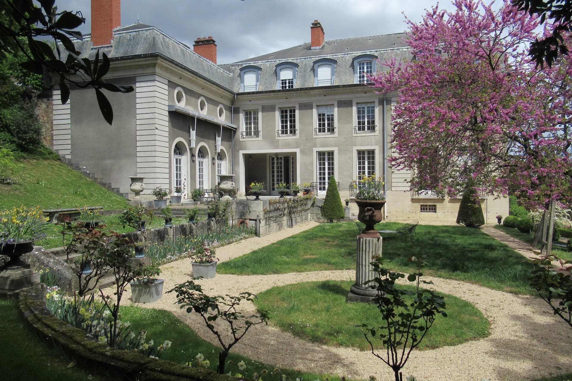 Cmn Institut Au Domaine National De Saint-Cloud