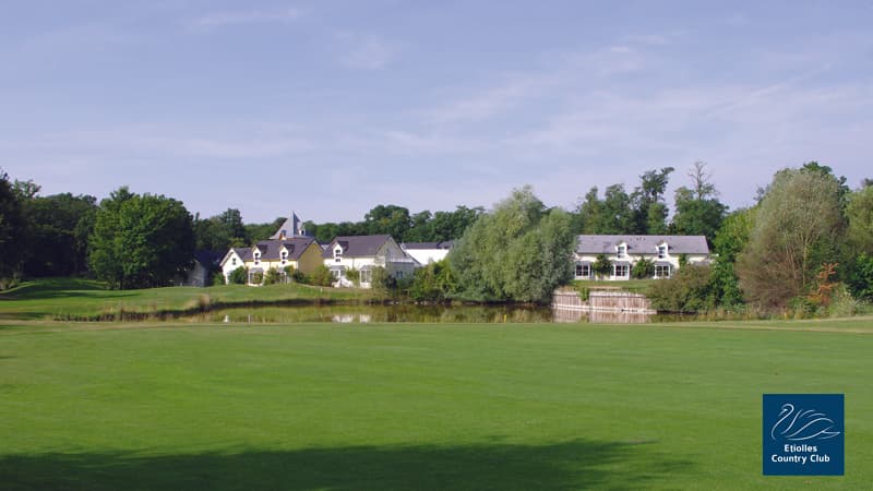 Etiolles Country Club