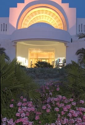 Golden Tulip Taj Sultan