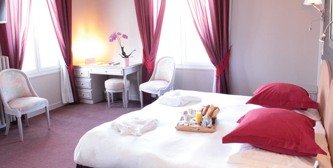 Grand Hôtel de Courtoisville Piscine & Spa