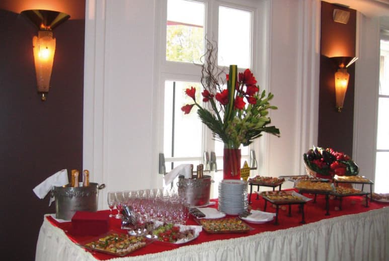 Les Salons du Relais - Hôtel Paris Est