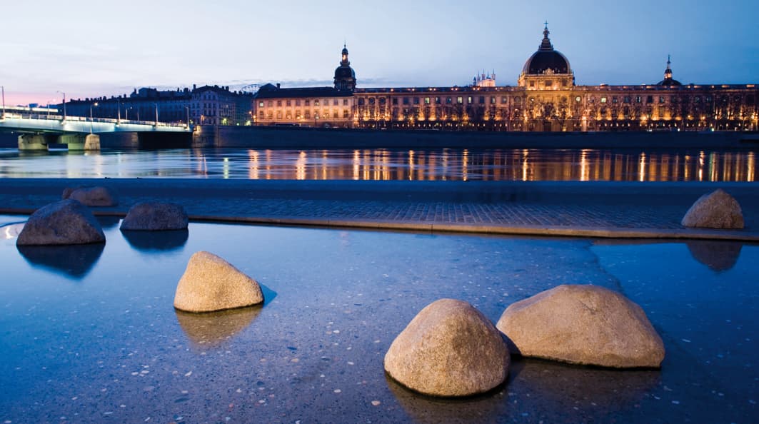 ONLY LYON Convention Bureau
