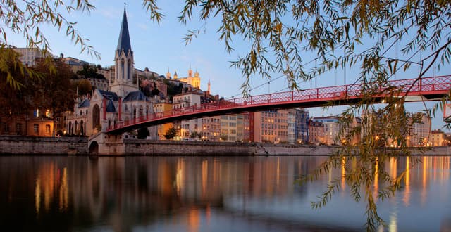ONLY LYON Convention Bureau