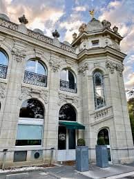Pavillon Champs Elysées