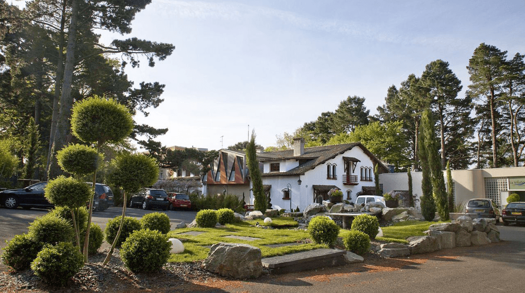 Quintessia Resort