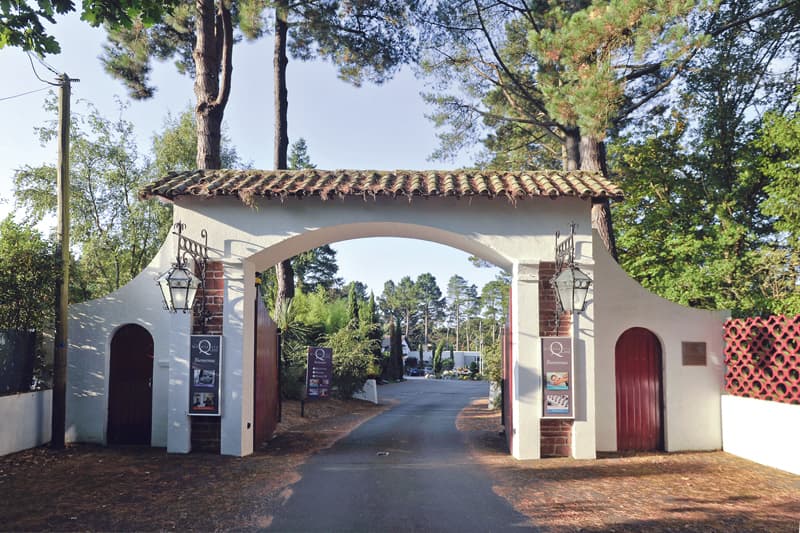 Quintessia Resort
