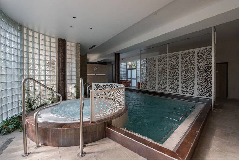Quintessia Resort
