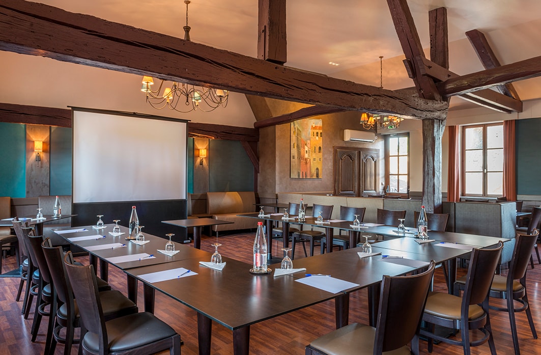 Aux Vieux Remparts – Hôtel-Spa-Restaurant