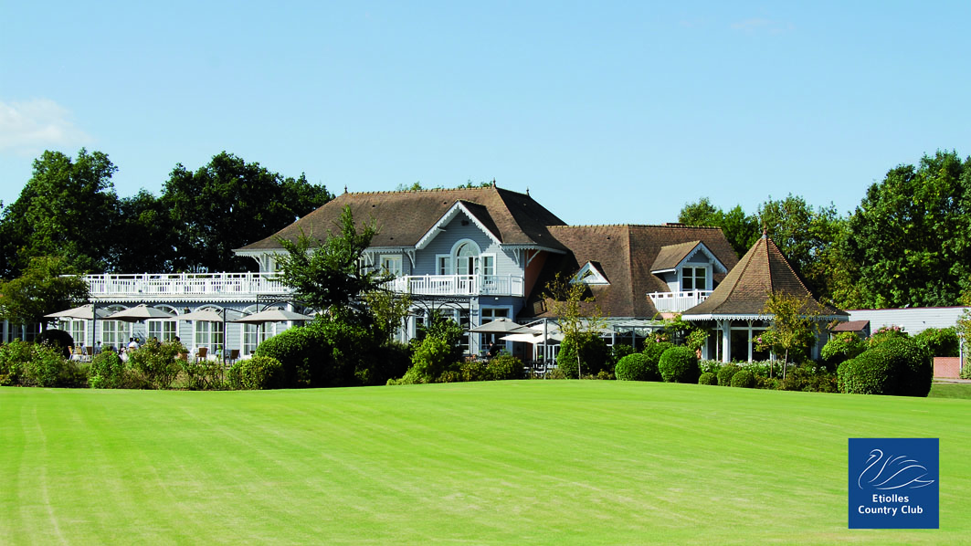 Etiolles Country Club