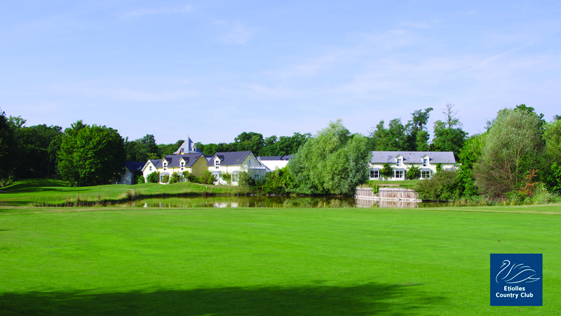 Etiolles Country Club