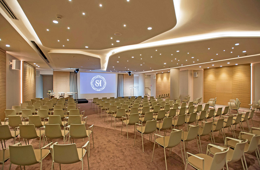 Etoile Business Center