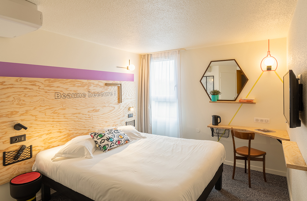 Greet Hotel