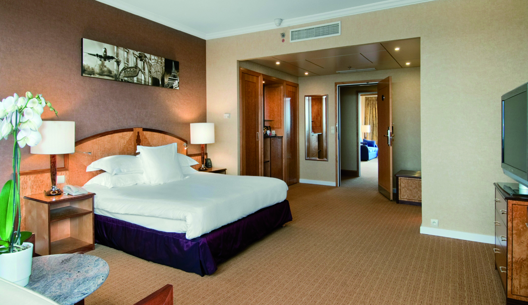 Hilton Paris Charles de Gaulle Airport