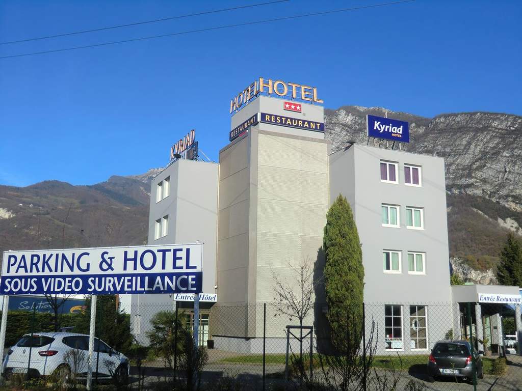 Kyriad Grenoble Nord