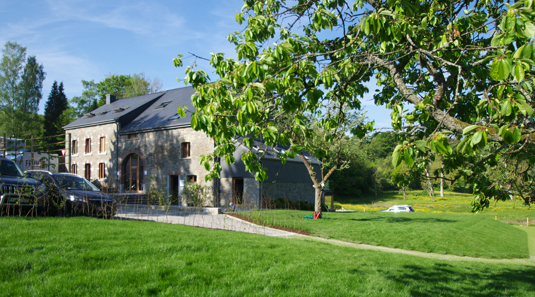 Le Garde-Chasse/Wildtrails